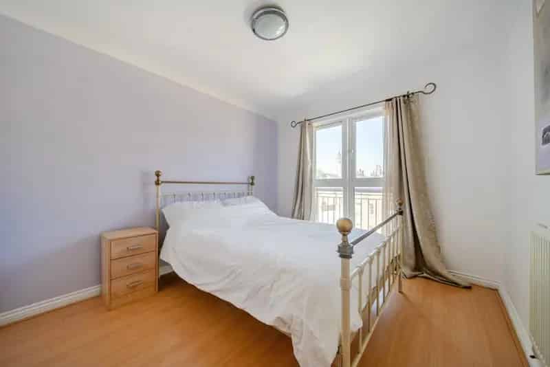 One Bedroom Flat in Clerkenwell Converted Distillery