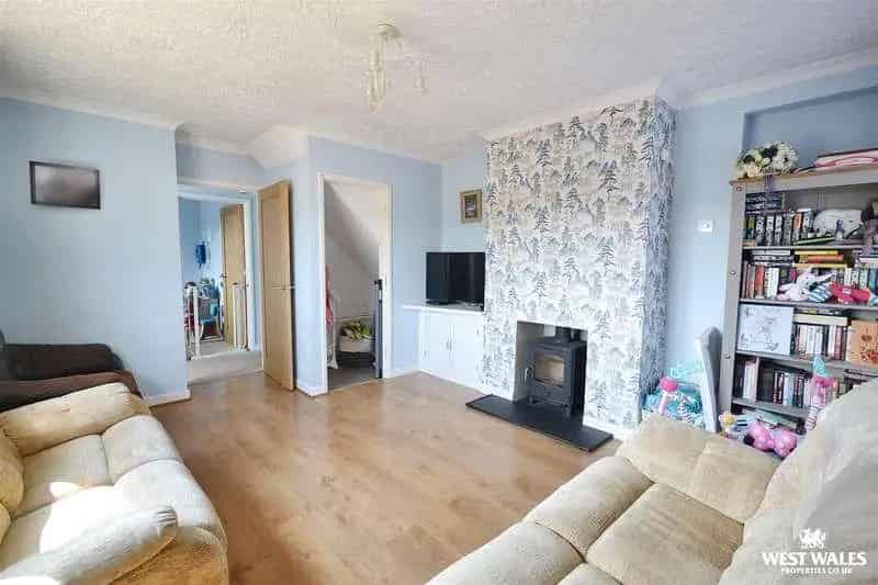 3 Bed House for Sale Near Poppit Sands