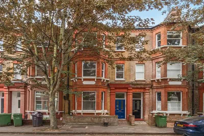 Flat For Sale , London, England