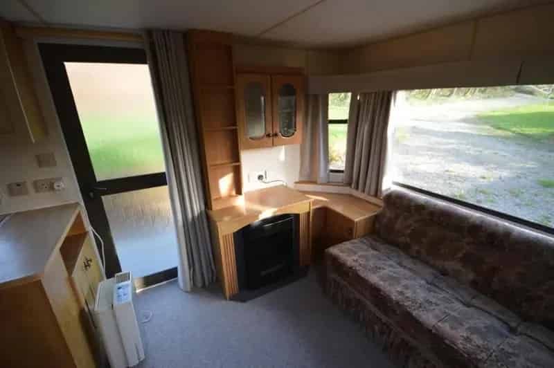 2 Bedroom Park Home to Rent