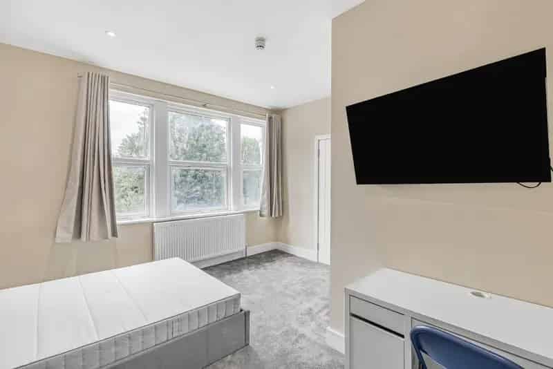 Modern Fulham Studio Flat - All Bills Included