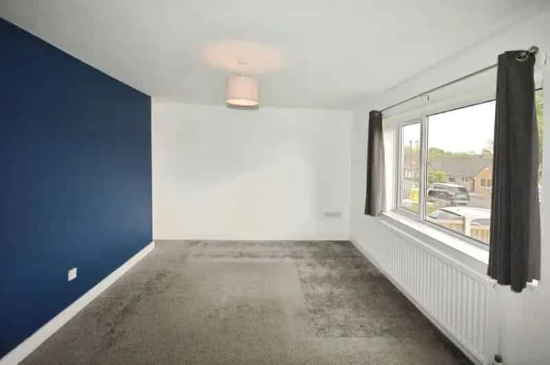 3 Bedroom Semi Detached House for Sale Chesterfield Derbyshire