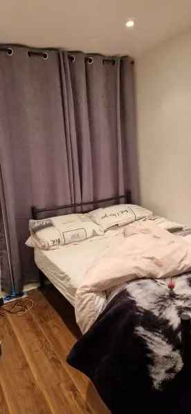 Flat For Rent in London, England