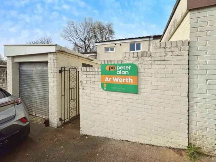 3 Bedroom Terraced House Bryn-Y-Nant Fully Refurbished No Chain