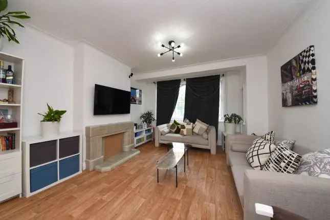 Semi-detached house to rent in Abbots Gardens, East Finchley N2