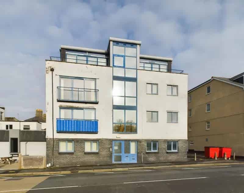 2 Bedroom Apartment for Sale