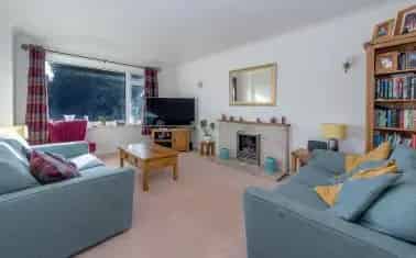 Four Bedroom Extended Chalet House in Trull