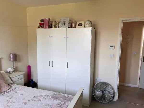 Flat For Rent in Colchester, England