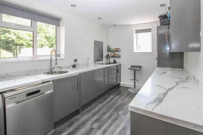 2 Bedroom Apartment near Shenfield Station