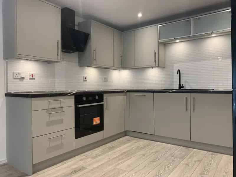 2 bedroom Flat
 To Rent