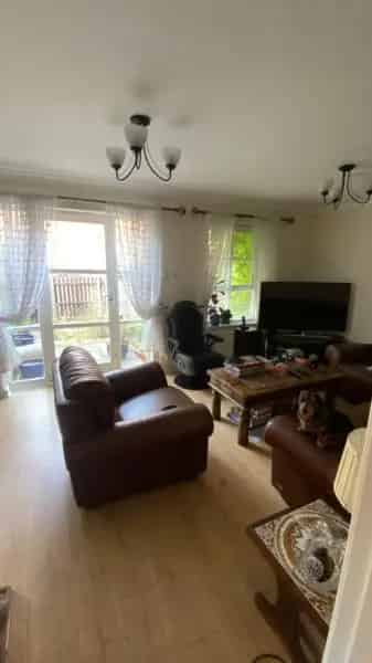 3 Bedroom Terraced House Near Preston Park