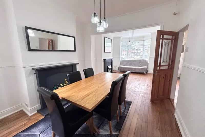 3 Bed Terraced House Part Furnished Available Now Hull HU3
