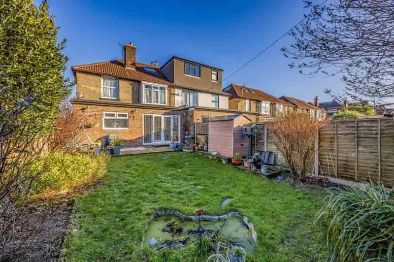 4 Bedroom Semi Detached House Southsea Hampshire