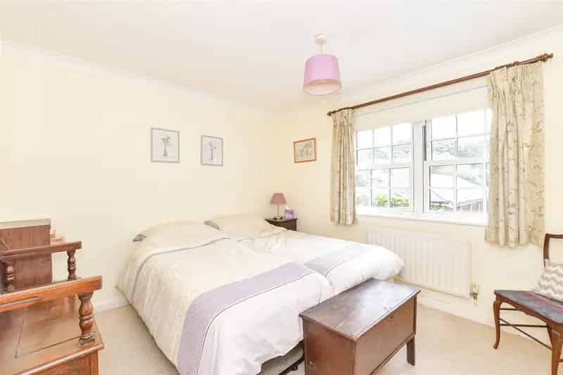 2 Bedroom Teraced House for Sale in Chichester City Centre