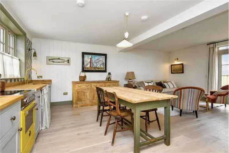 2 Bed 2 Bath Cottage in Fife Countryside