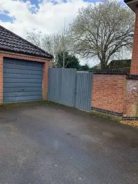Lovely Village House near Basingstoke and Reading