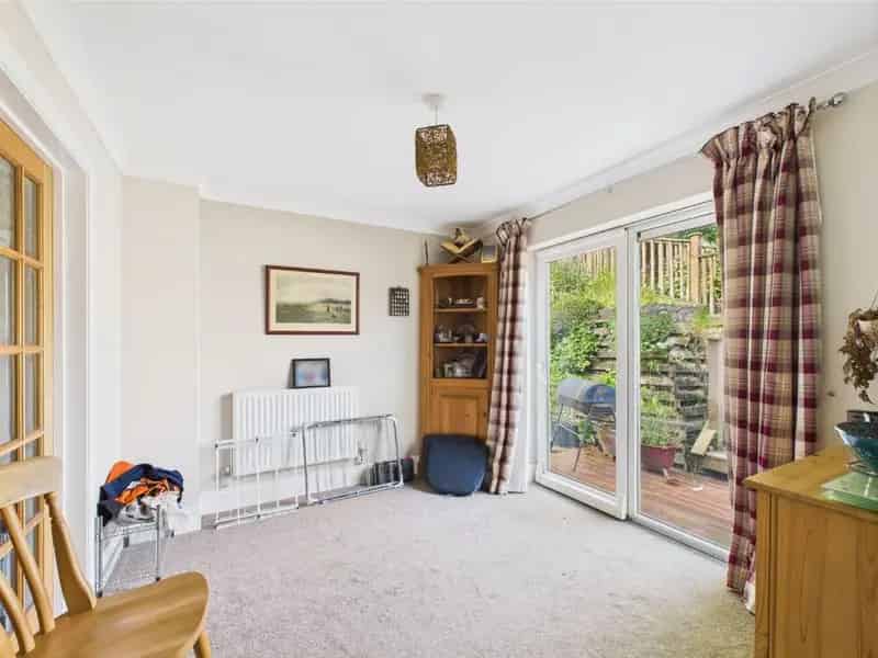 4 Bed Property for Sale Claremont Field