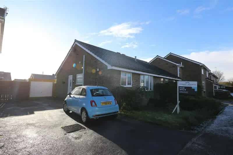 2 Bedroom Semi-Detached Bungalow for Sale