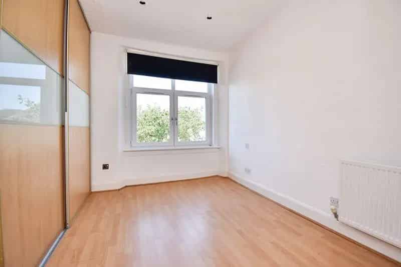 1 Bedroom Flat to Rent in Kirkintilloch - Central Location