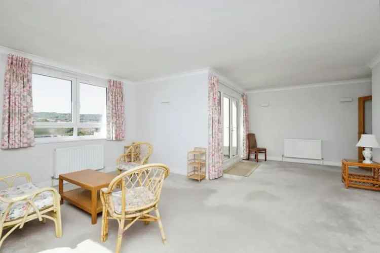 Three Bedroom Penthouse Apartment with Sea Views Eastbourne