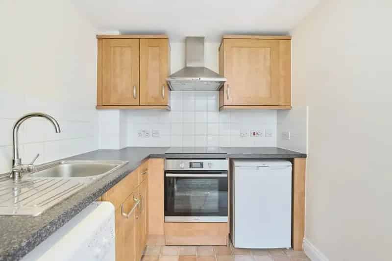 2 Bedroom Flat for Sale