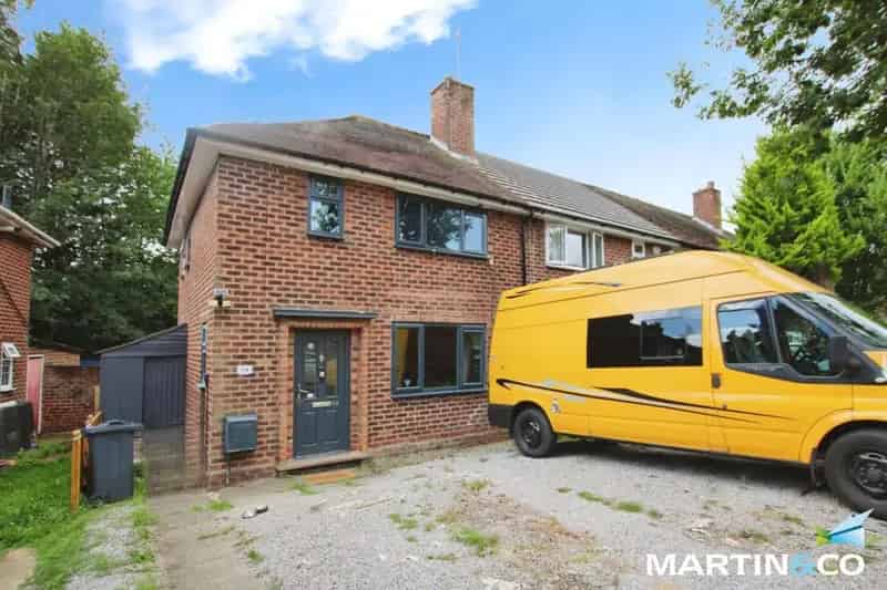 2 Bedroom End of Terrace House for Sale