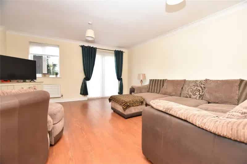Three Bedroom Townhouse in East Ardsley