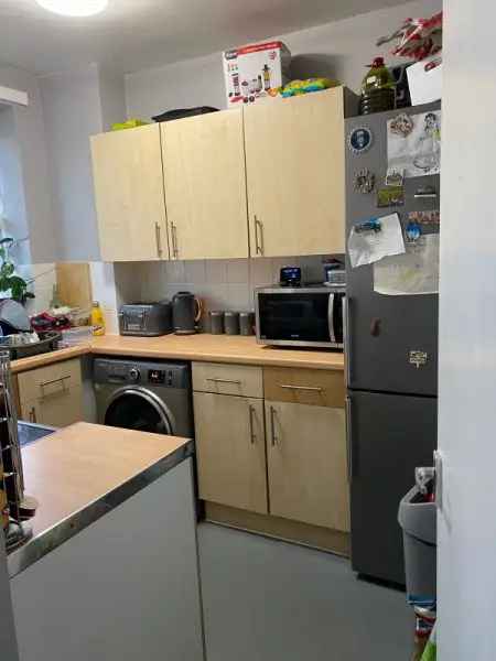 2 Bedroom Flat near Stockwell Station