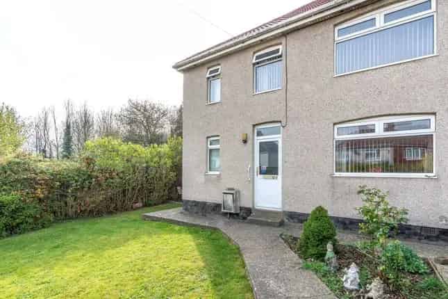 3 Bedroom Semi-Detached House for Sale in Filton Bristol