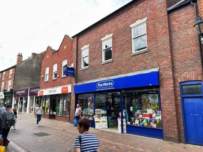 Retail Unit on Carolgate High Footfall Location