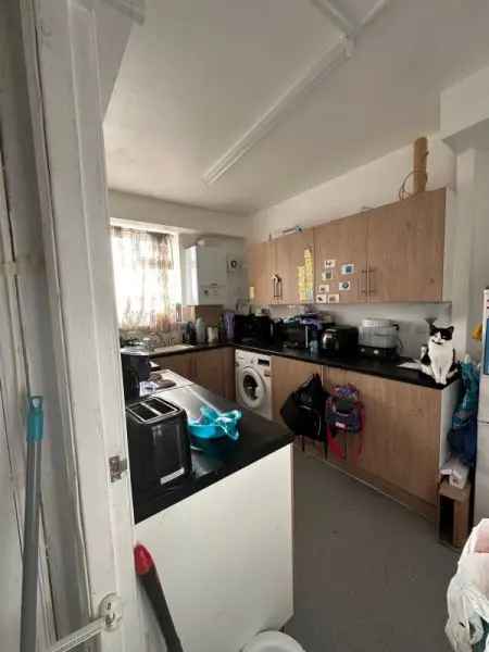 Flat For Rent in London, England