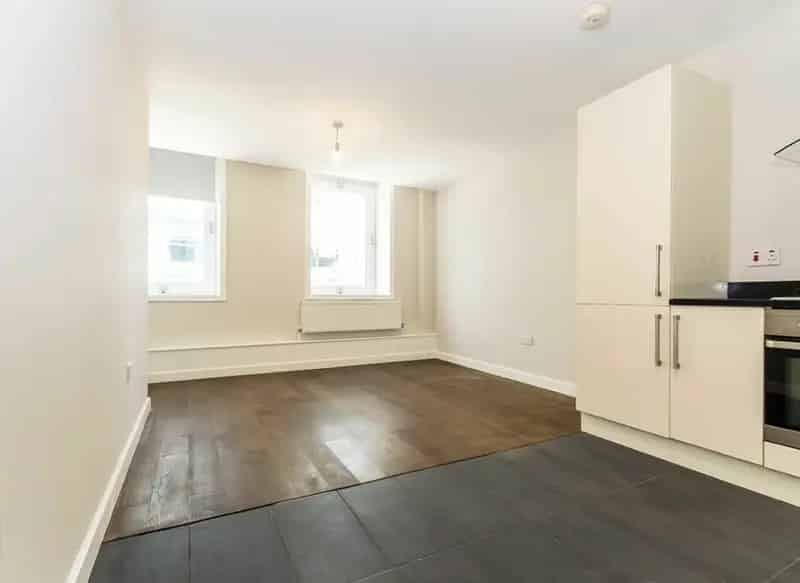 Two Double Bedroom Apartment Aldgate Central London