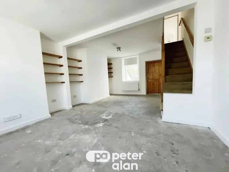 2 Bedroom Terrace House for Sale