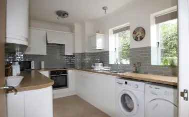 Riverside Apartment in Totnes Town Centre