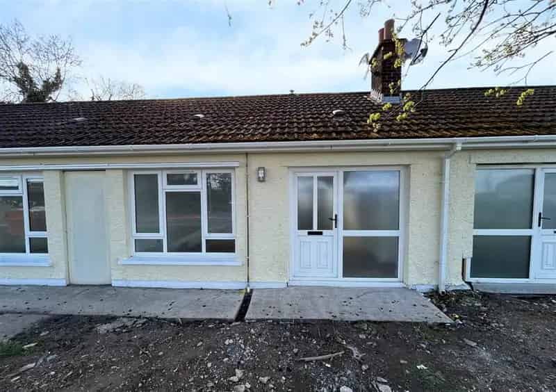 One Bedroom Bungalow Bangor - Near Shops & Transport