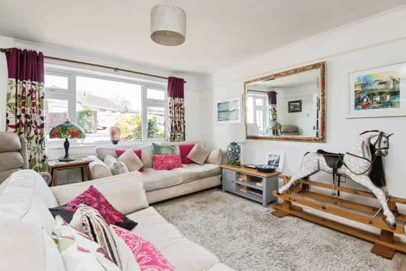 3 Bed House with Garage and Garden Near Axminster