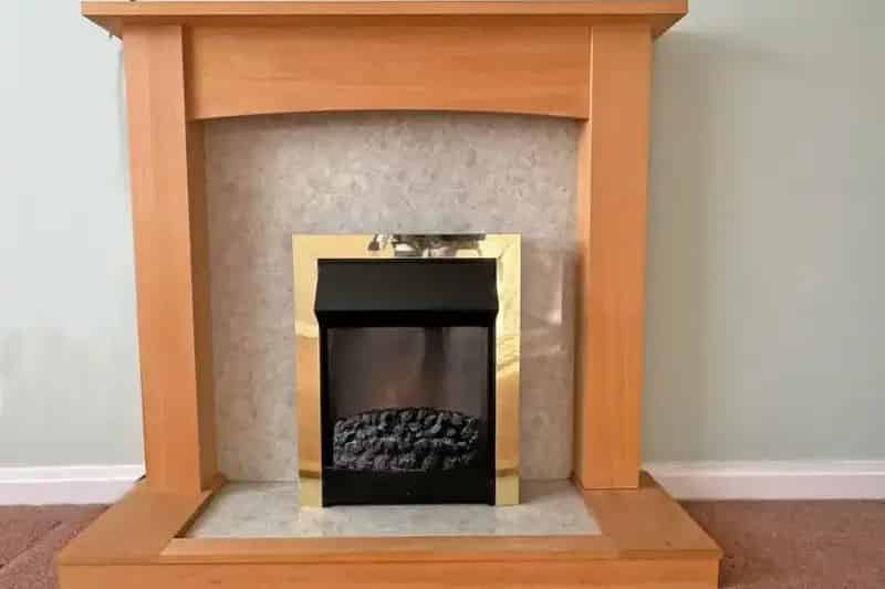 1 Bedroom Retirement Flat for Sale Near Shops and Amenities