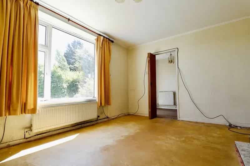 3 Bedroom Semi-Detached House - Renovation Project