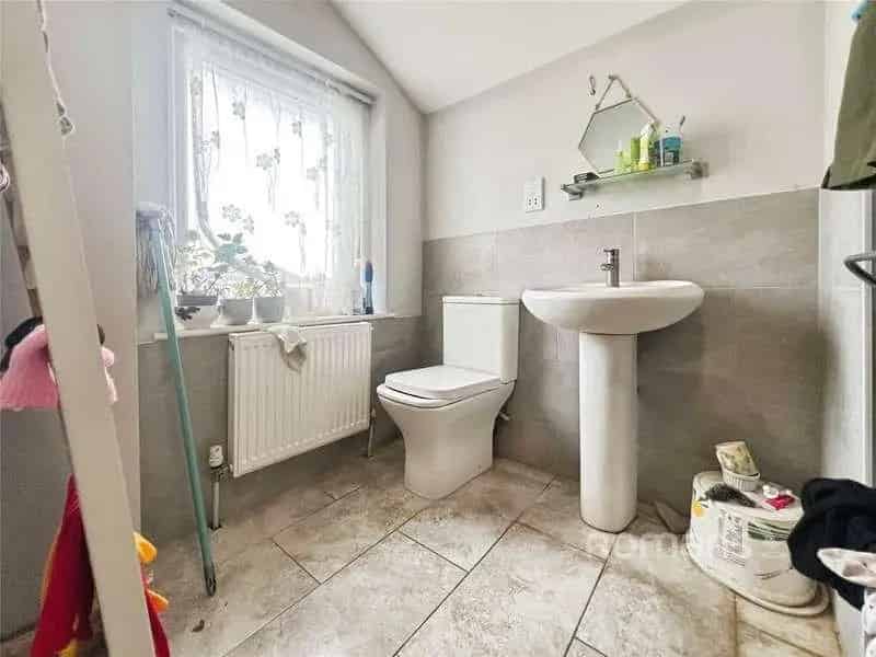 7 Bed HMO House for Sale Near Aldershot