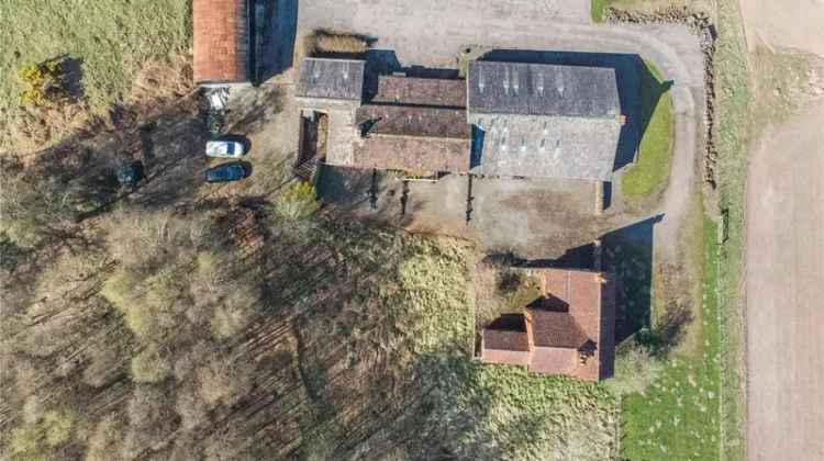 Low Baronwood Farm - 89.72 Acres