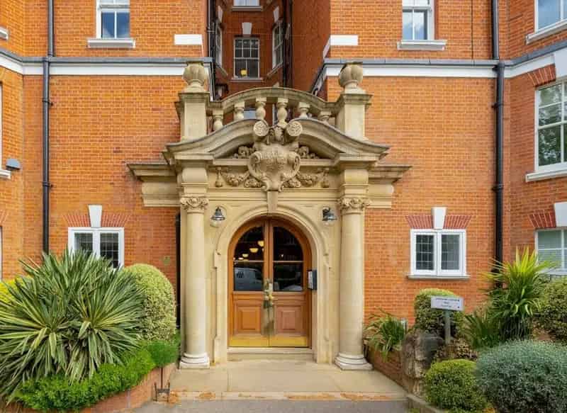 2-Bed Hampstead Apartment Near Hampstead Heath