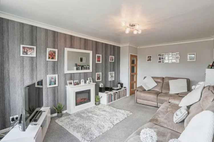 3 Bedroom Dormer Bungalow For Sale