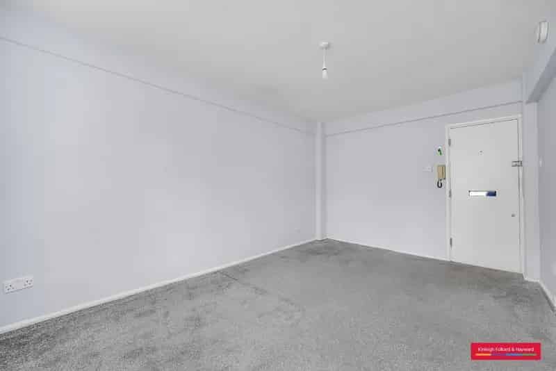 Shepherds Bush Green Studio Apartment Near Central Line