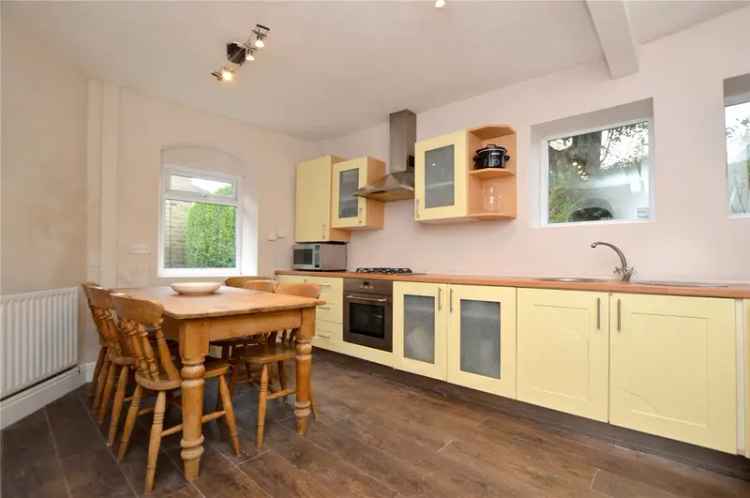 House For Sale in Leeds, England