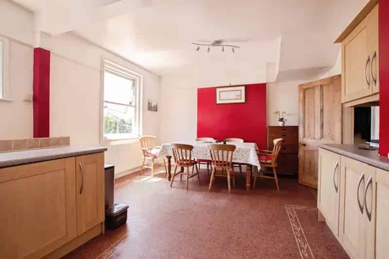 Six Bedroom Detached Family Home with Development Potential