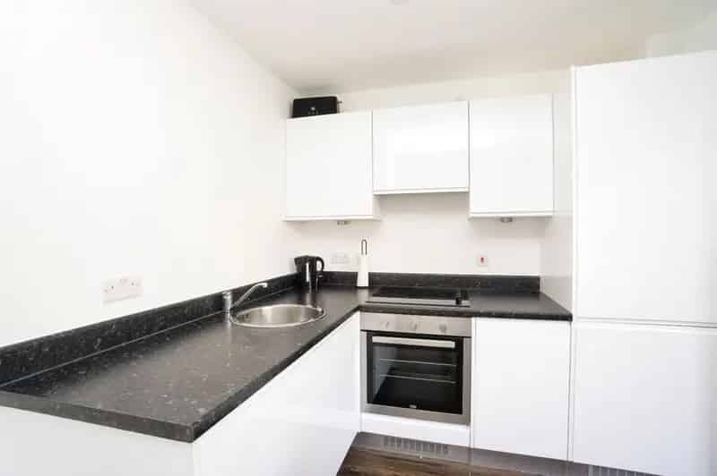 1 Bedroom Flat for Sale Liverpool City Centre Waterfront Views No Onward Chain