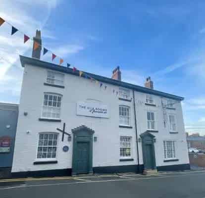 High Earning Mixed Use Property with Two Guaranteed Leases