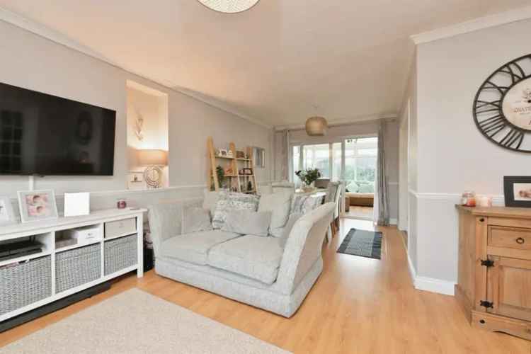 Spacious Family Home in Farcet Near Peterborough