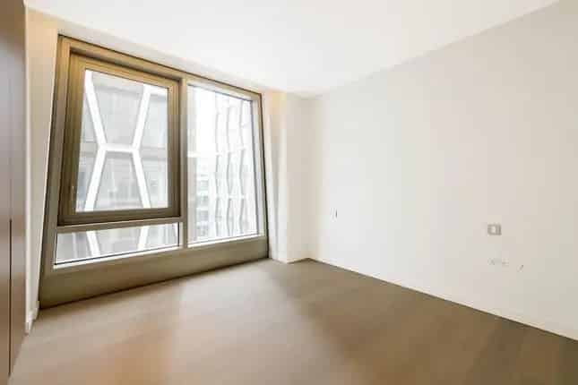 1 Bedroom Apartment in The Broadway London SW1H