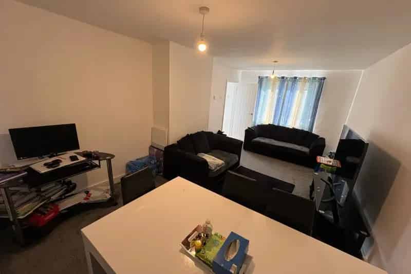 3 Bedroom House in Abington NN3 - Zero Deposit Guarantee Available